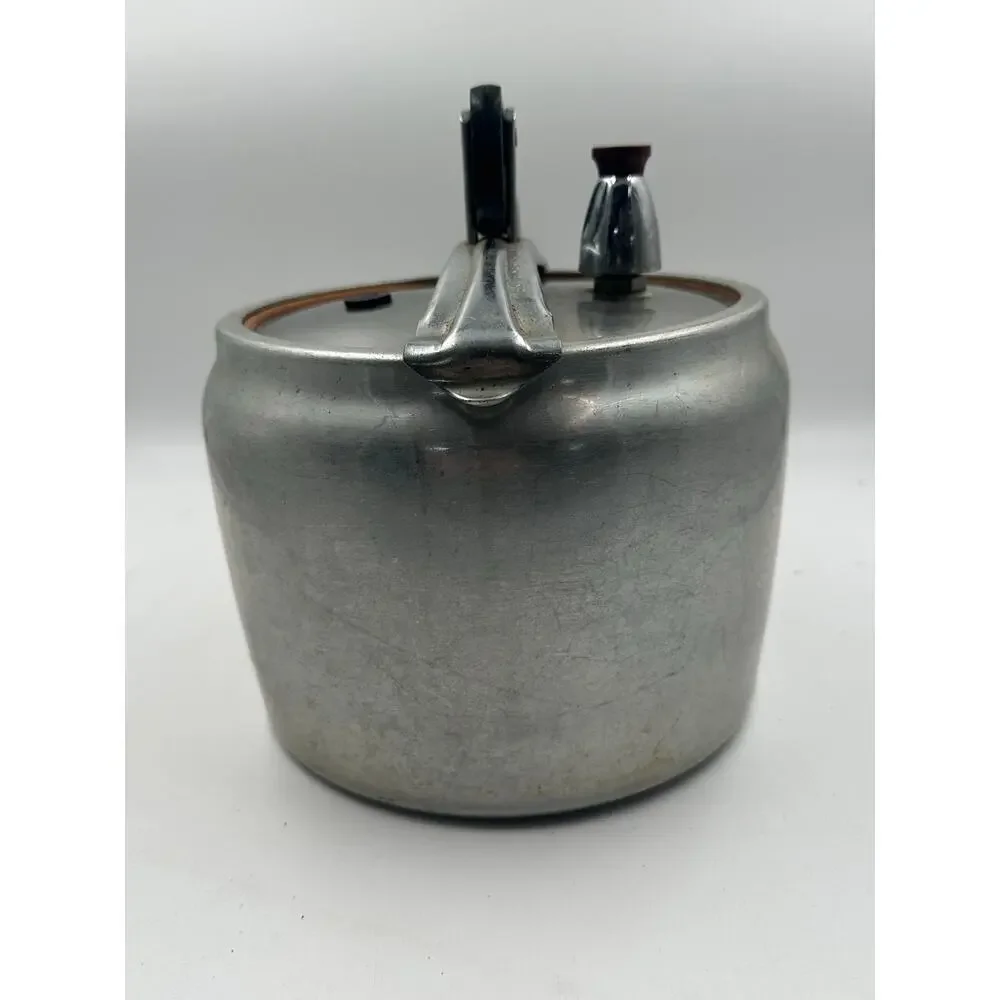 Vintage Wear Ever Aluminum Pressure Cooker Model 3637
